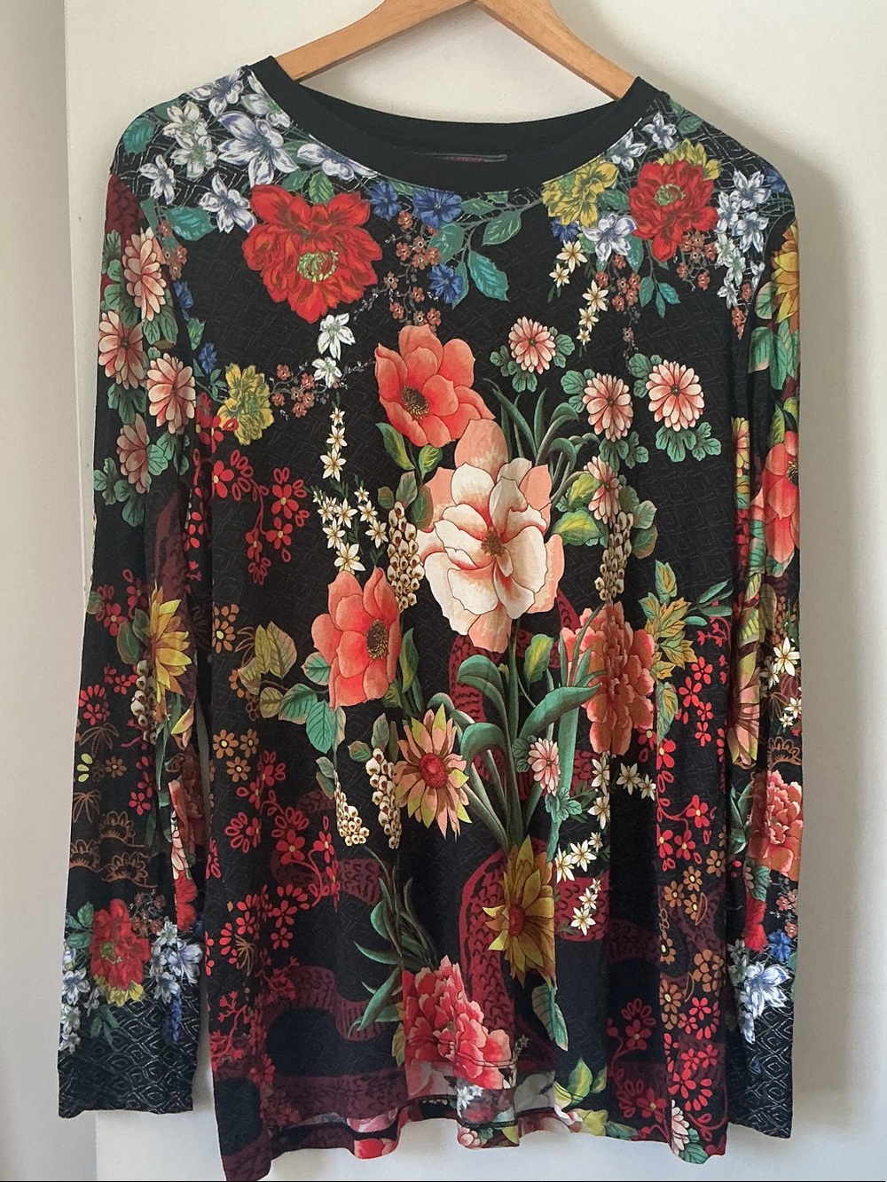 JOHNNY WAS Floral Long-Sleeve Women’s Top - Black with Multicolor Blooms